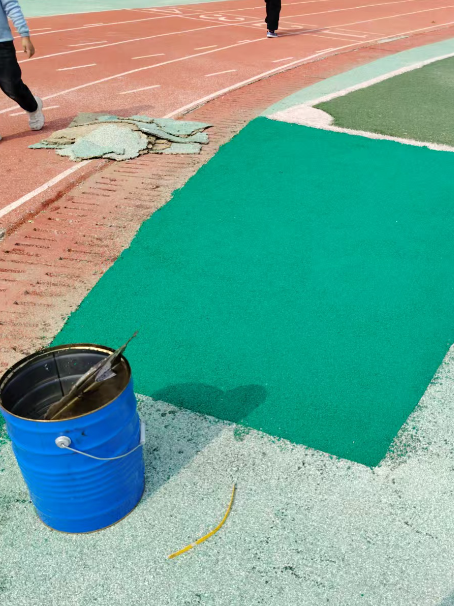 张家界球场翻新修补改造专项服务介绍